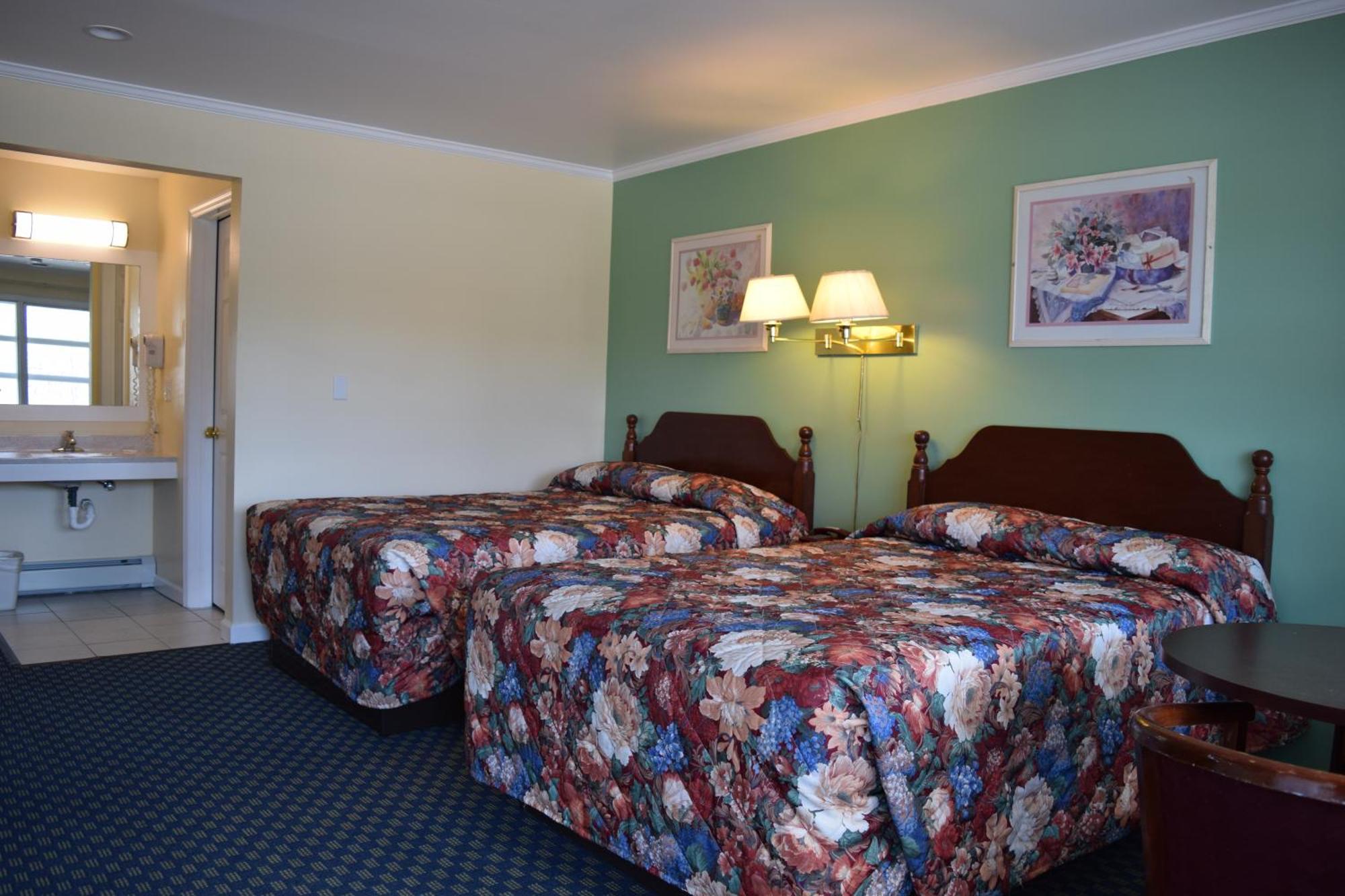 Top Hill Motel Saratoga Springs Dış mekan fotoğraf